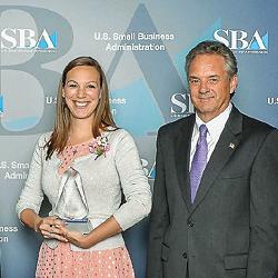 Andrea Dattellas receiving the 2016 Small Business Excellence Award