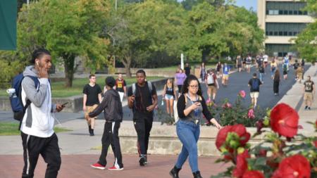 SUNY Oswego students on campus