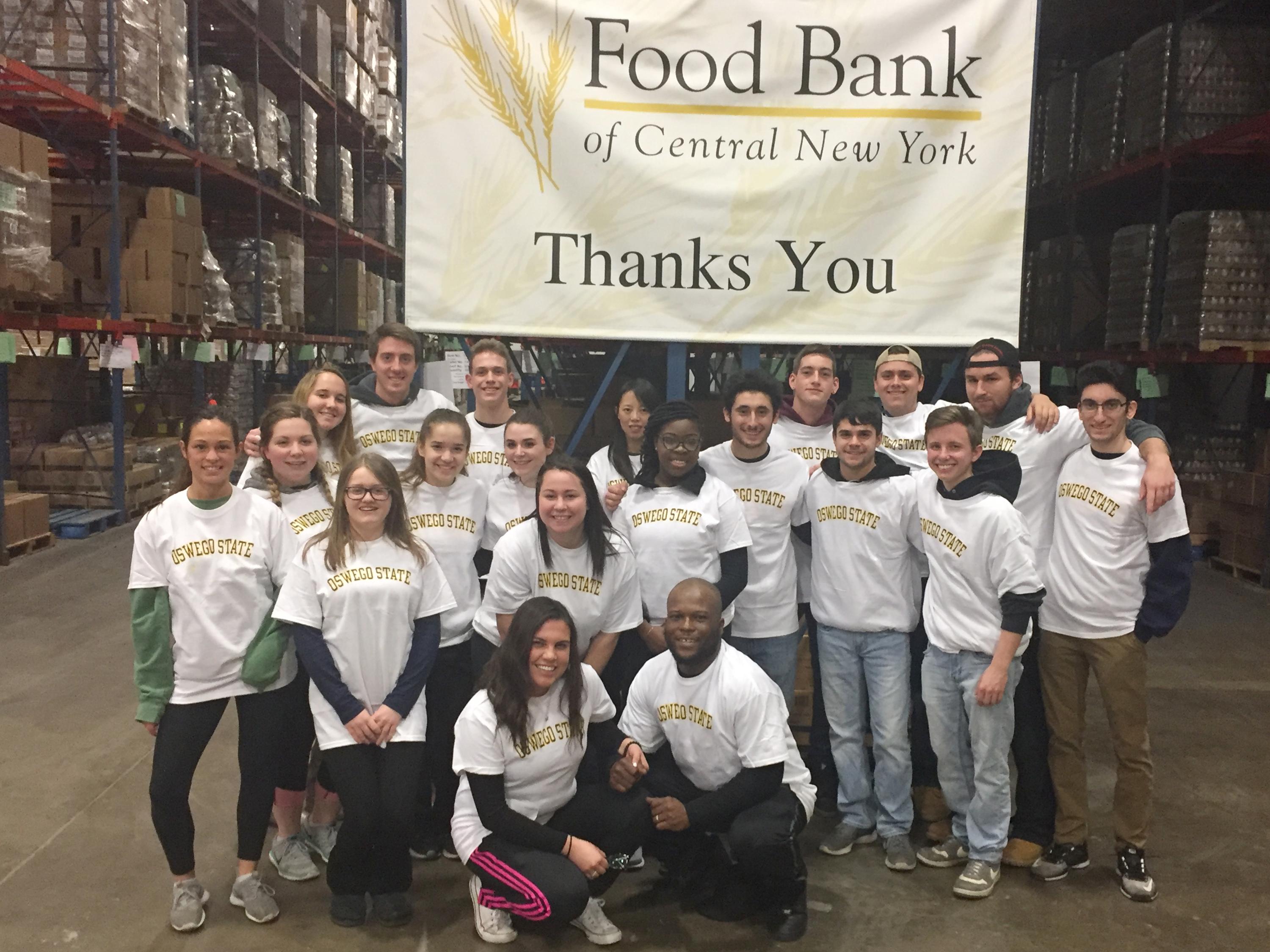 SUNY Oswego students support Food Bank