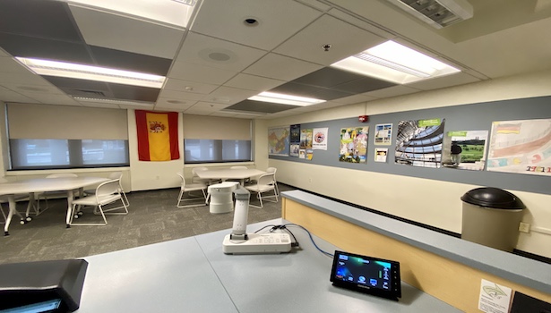 This photo shows the classroom on the right side of the podium perspective.