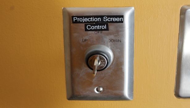 projection screen control