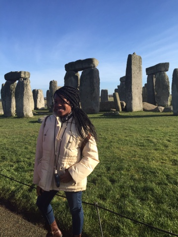 Tiana in Stonehenge 