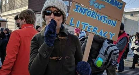 Librarians supporting libraries protest Librarians supporting libraries protest