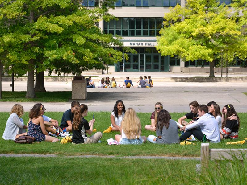 College to greet diverse class of 1,500 freshmen SUNY Oswego news