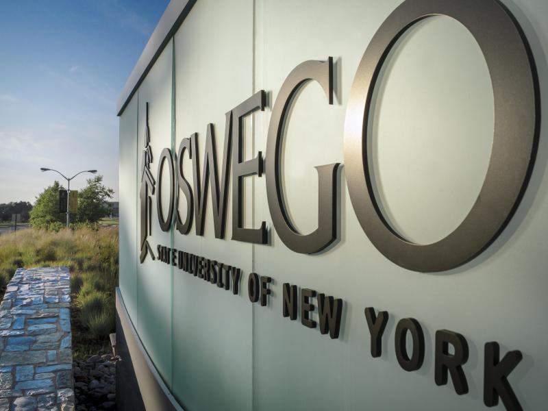 SUNY Oswego main entrance at Route 104 in Oswego, NY