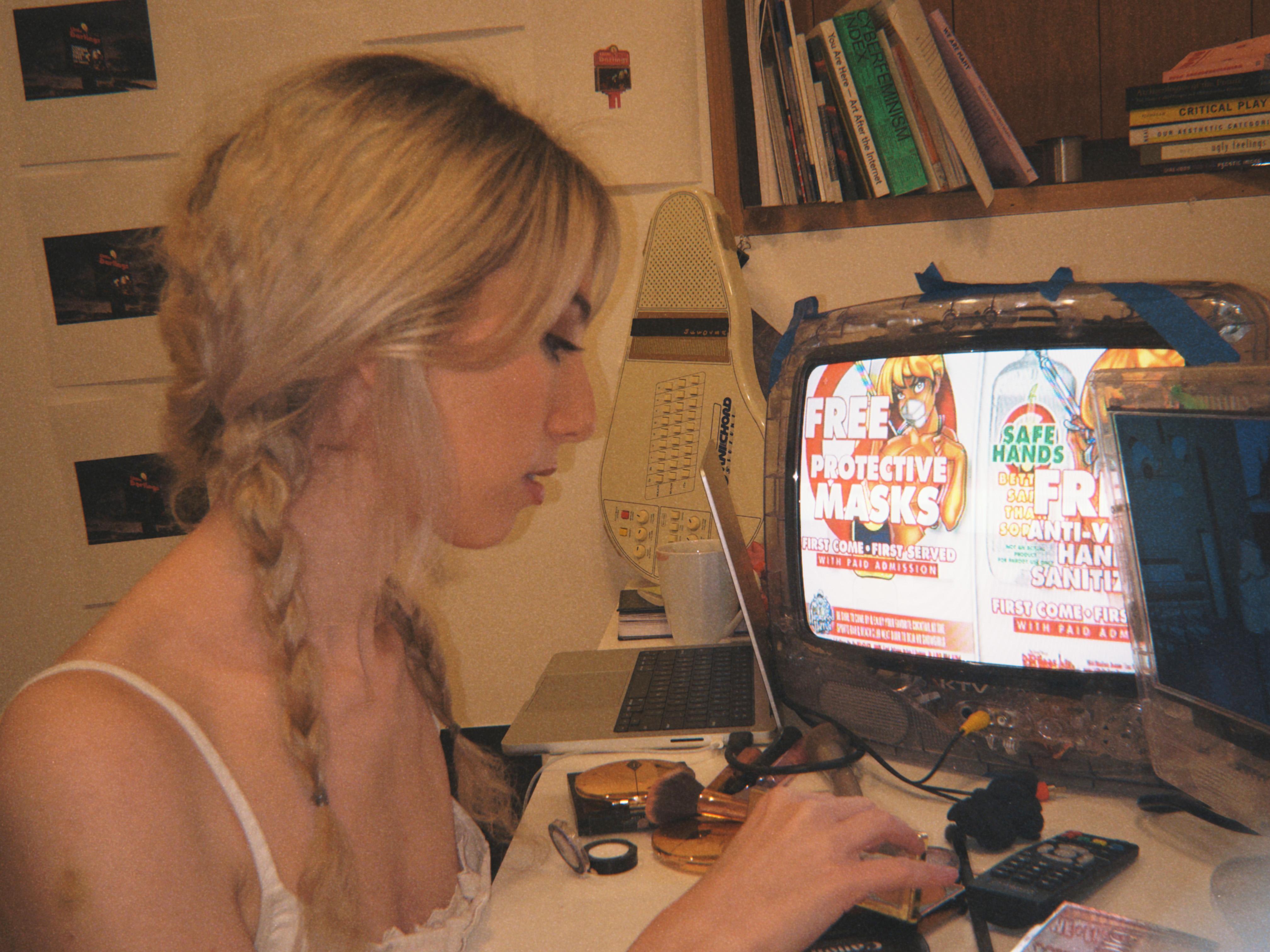 The university's ARTSwego office recently announced that Dahlia Bloomstone will serve as SUNY Oswego's Artist in Residence for the 2025-26 season.