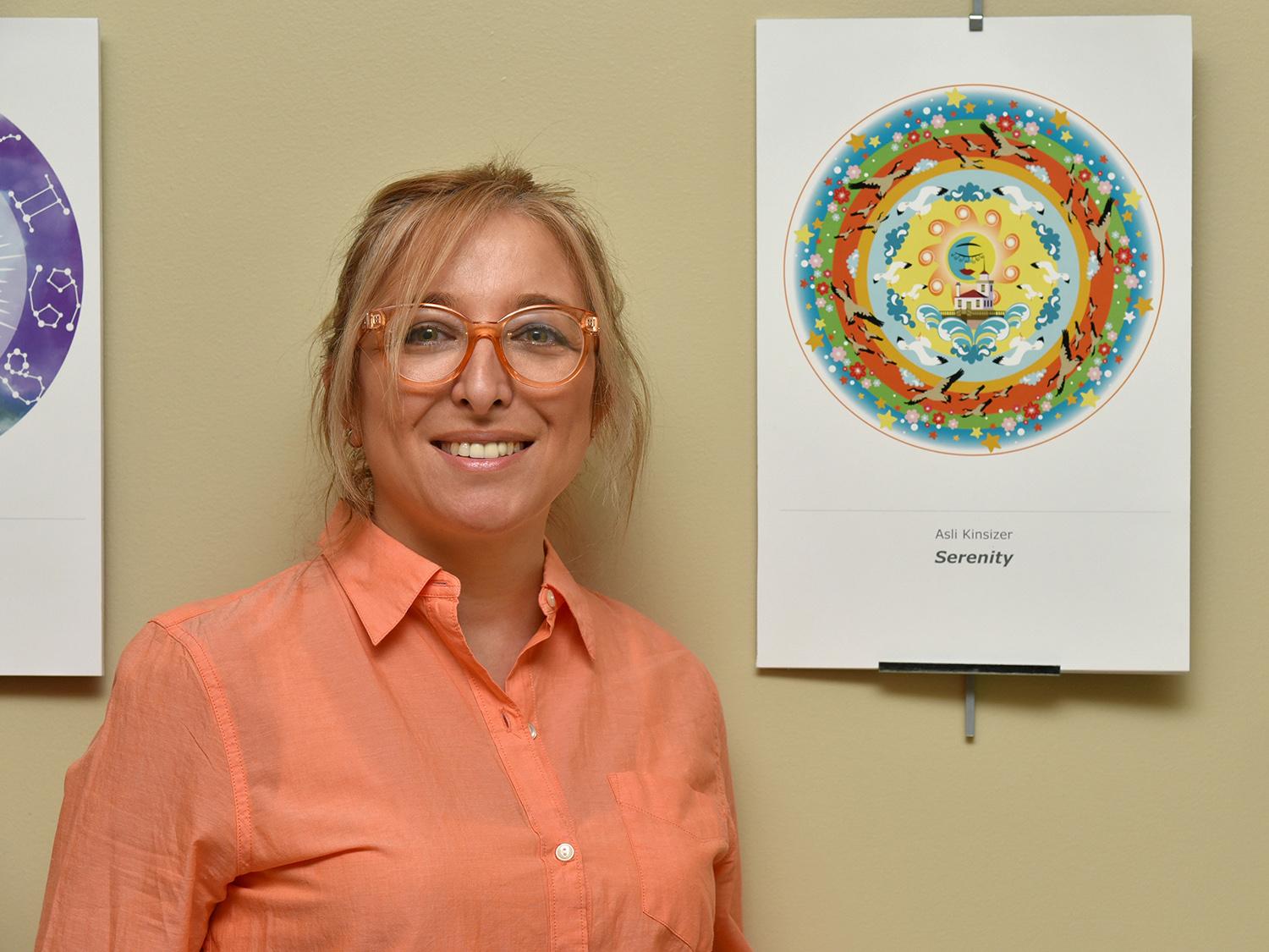 Asli Kinsizer with her mandala model