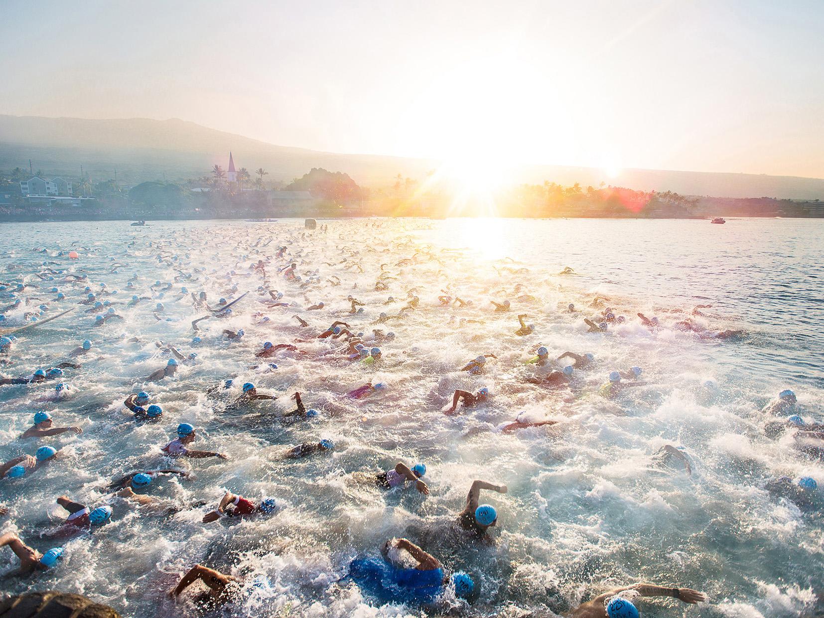 Daniel Weiss photo of the start of a triathlon