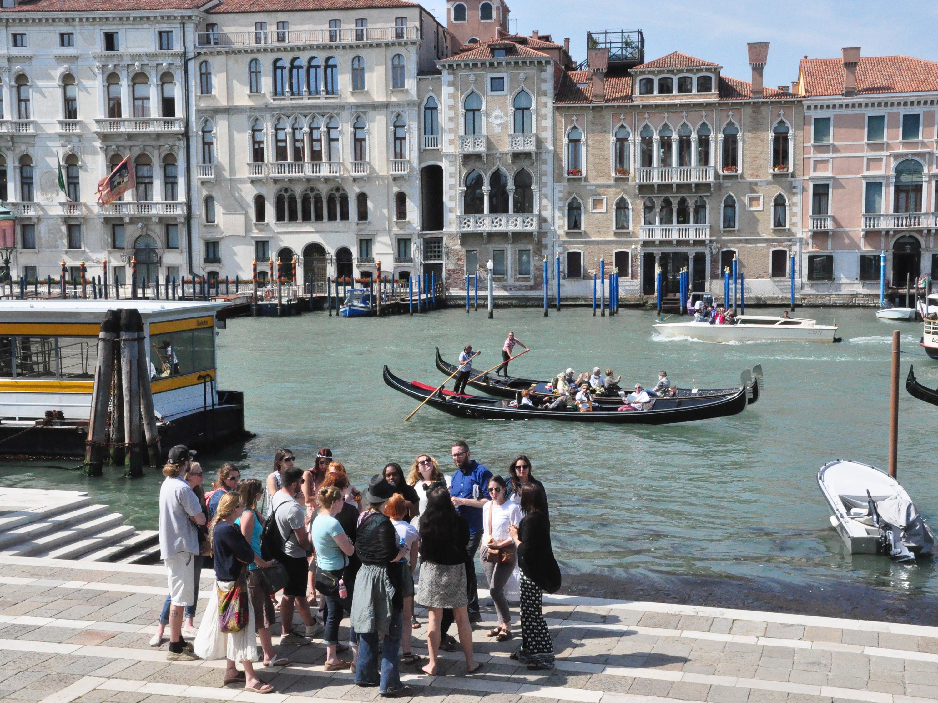 Ben Entner teaching a class in Venice