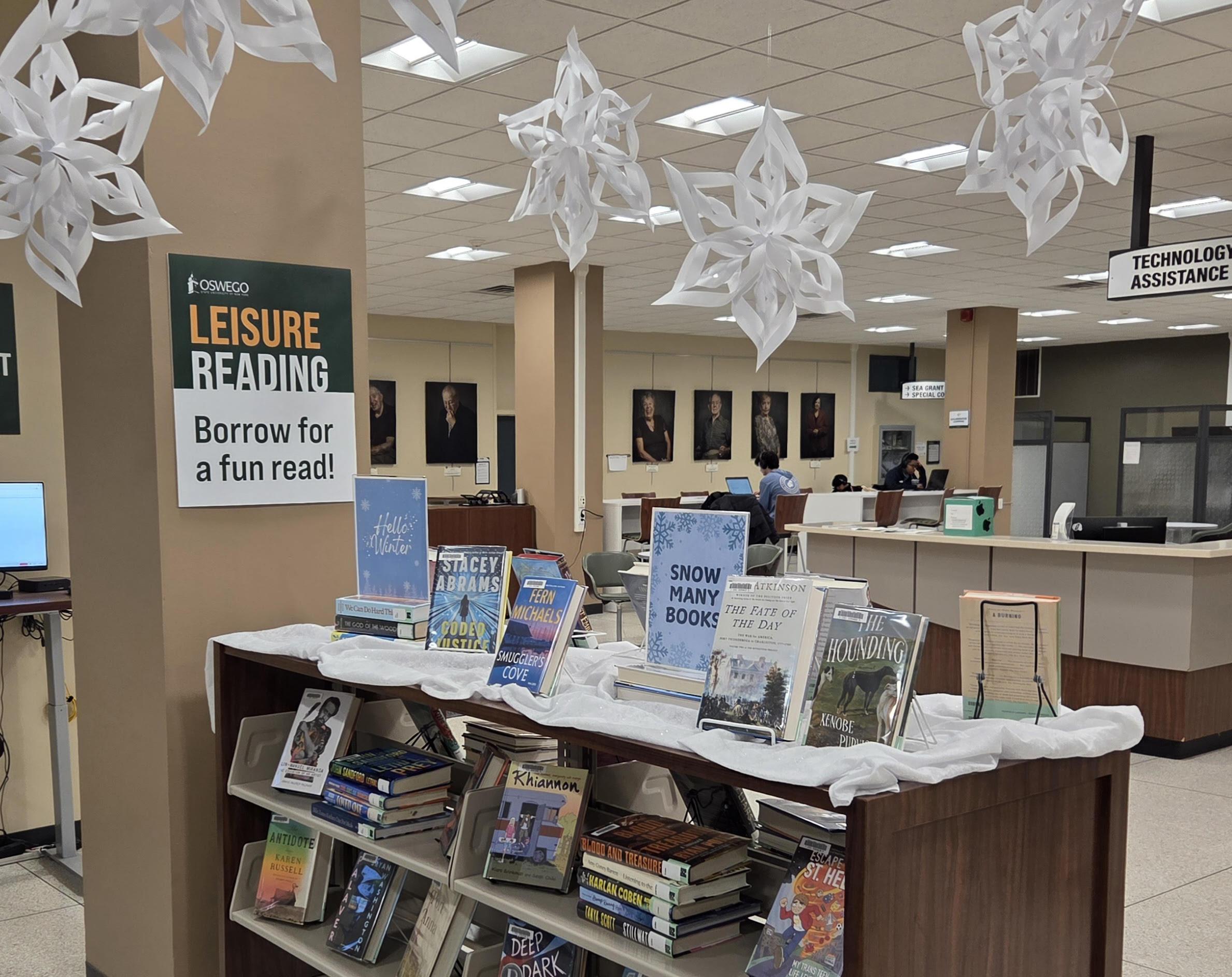 Penfield Library decorated for winter