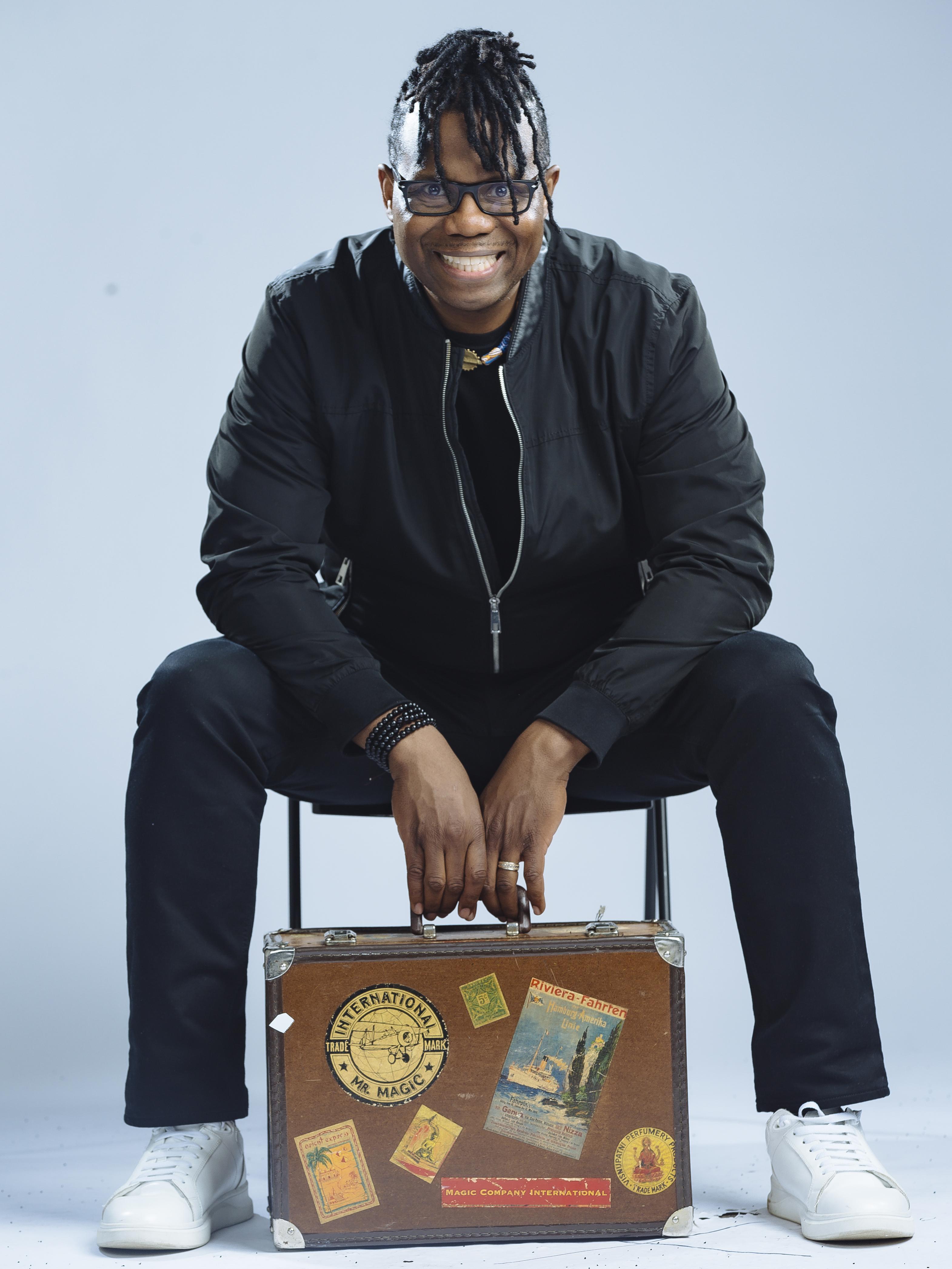 The next installment of the I Am Oz Diversity Speaker Series will feature magician Ran'd Shine at 6 p.m. on Wednesday, April 24, in the Marano Campus Center auditorium (room 132).