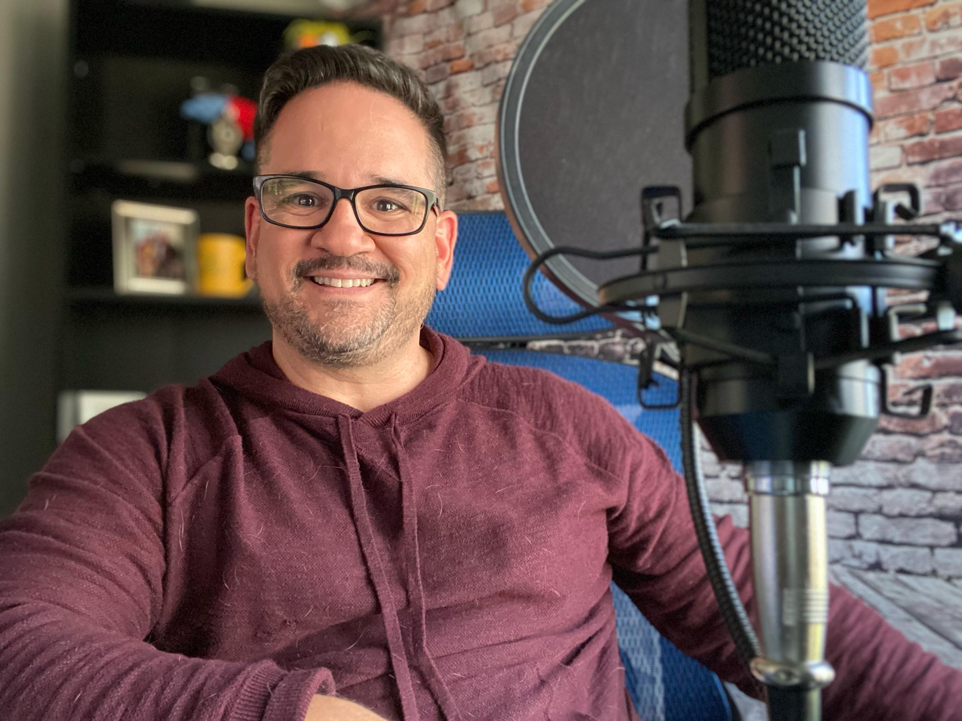 Francisco Suarez in his podcasting studio