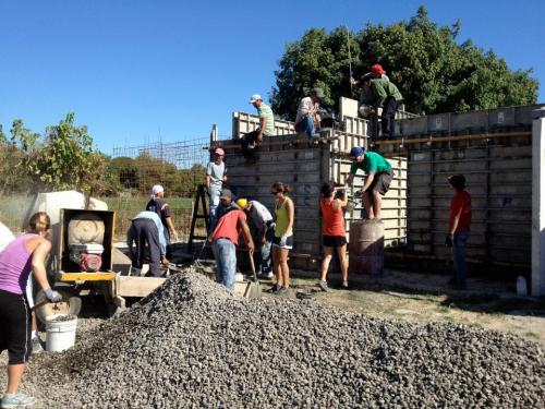 Students help build in Dominican Republic