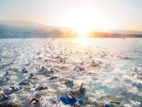 Daniel Weiss photo of the start of a triathlon