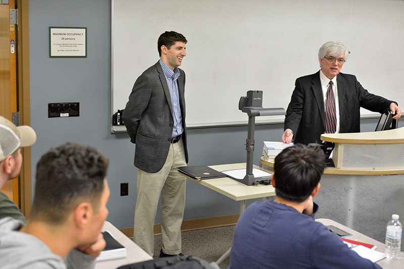 Jeffrey Storch speaking to class