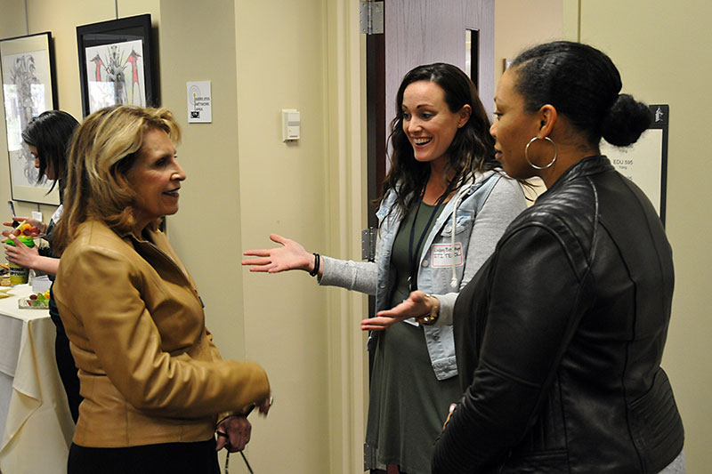 SUNY Oswego in Syracuse students speak with President Stanley