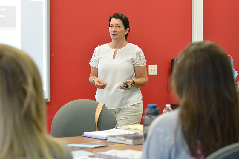 Maria Murray speaks to literacy education class