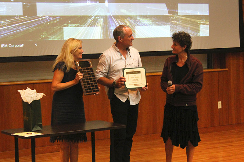 Paul Austin receives award