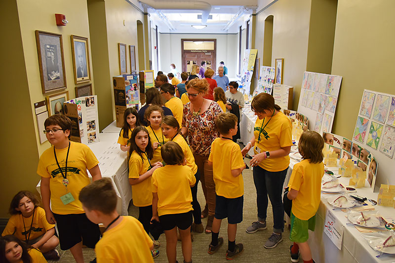 Shineman Scholars prepare for their showcase