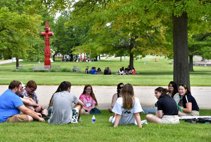 Laker Leaders welcome students at Orientation