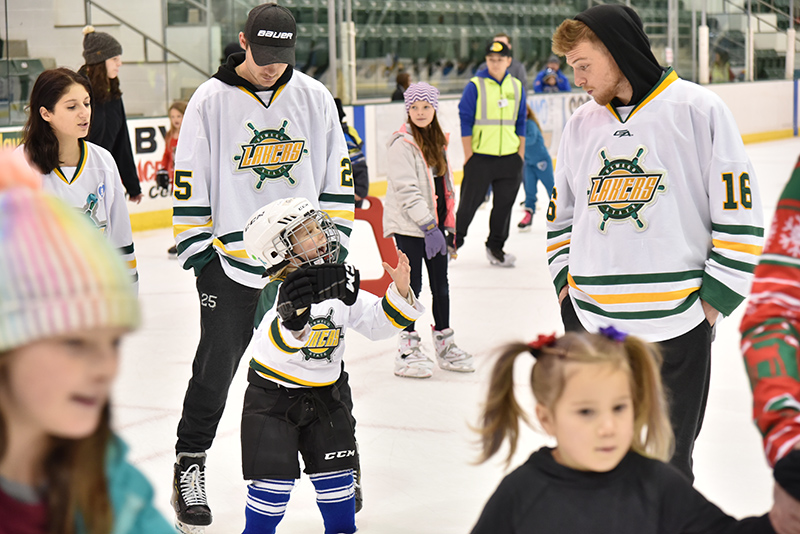 Laker hockey players welcomed the community for United Way skating fundraiser