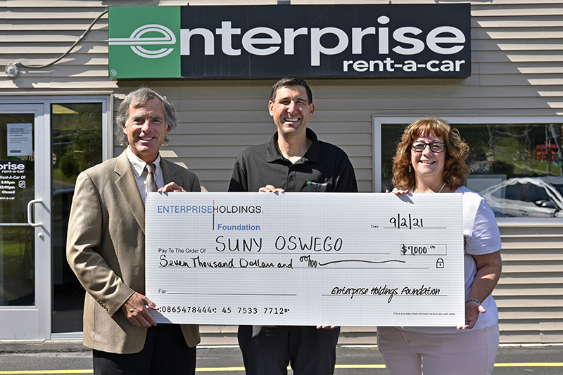 Enterprise Holdings Foundation presented a gift of $7,000 to support serving students via SUNY Oswego’s Office of Career Services. 