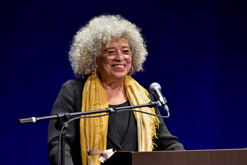 Acclaimed educator, author and activist Angela Davis provided the keynote for SUNY Oswego’s 33rd annual Martin Luther King Jr. Celebration.