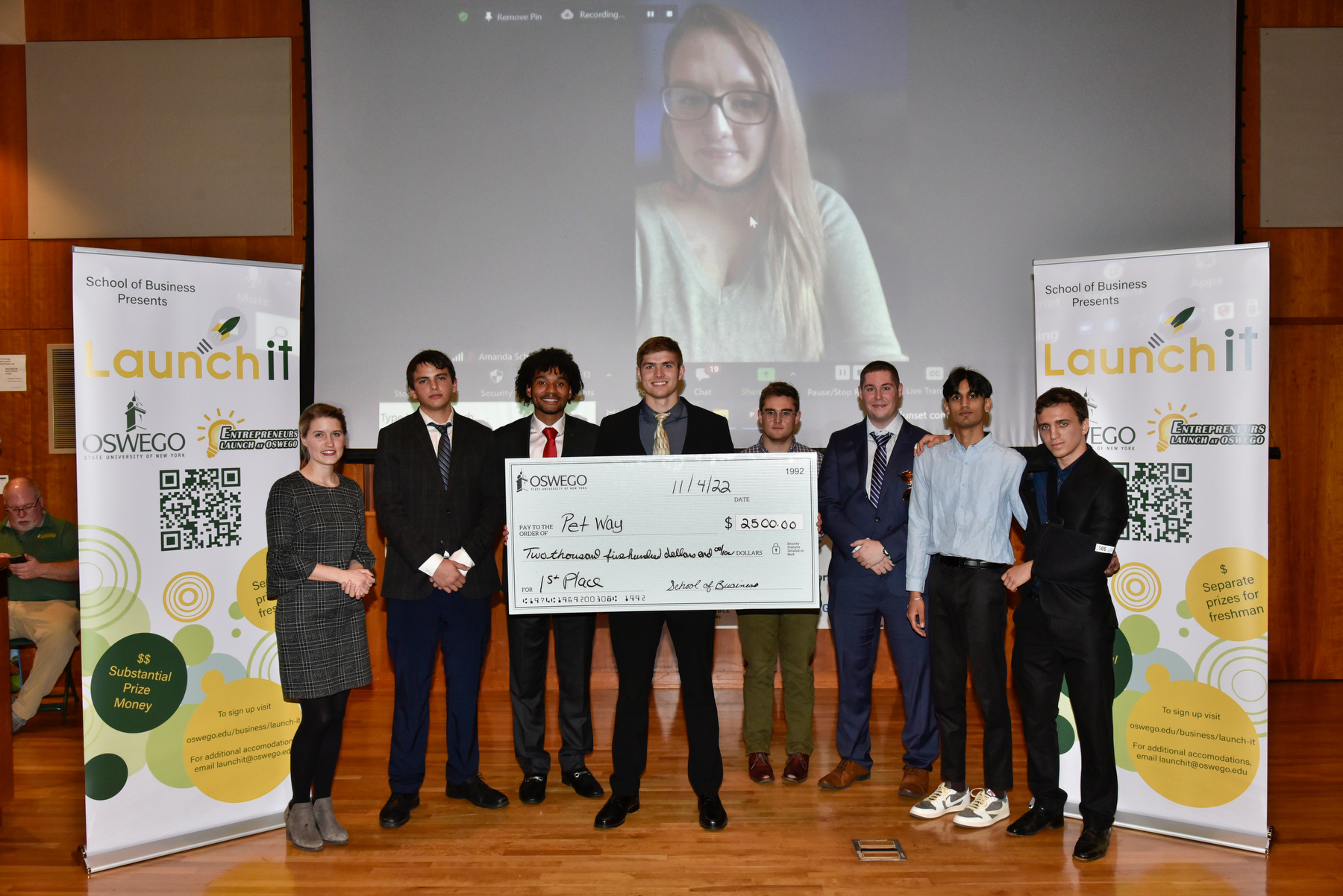 SUNY Oswego’s Launch It student entrepreneur competition, hosted by the School of Business, provides students with a platform featuring resources, mentorship and financial rewards to develop and launch innovative ideas in business and social sectors. 