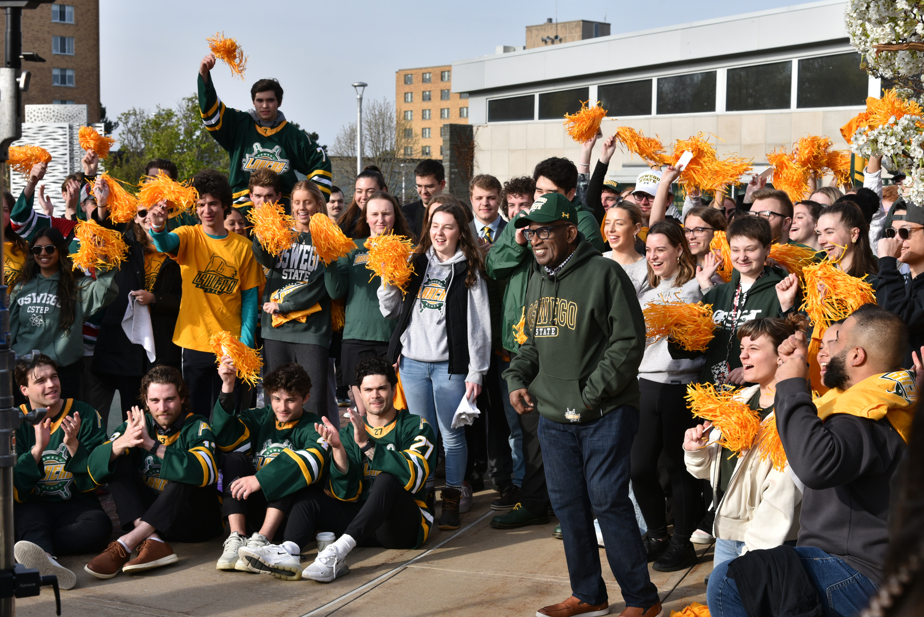 Oswego alumnus Al Roker does a live segment for NBC's Today show in front of students