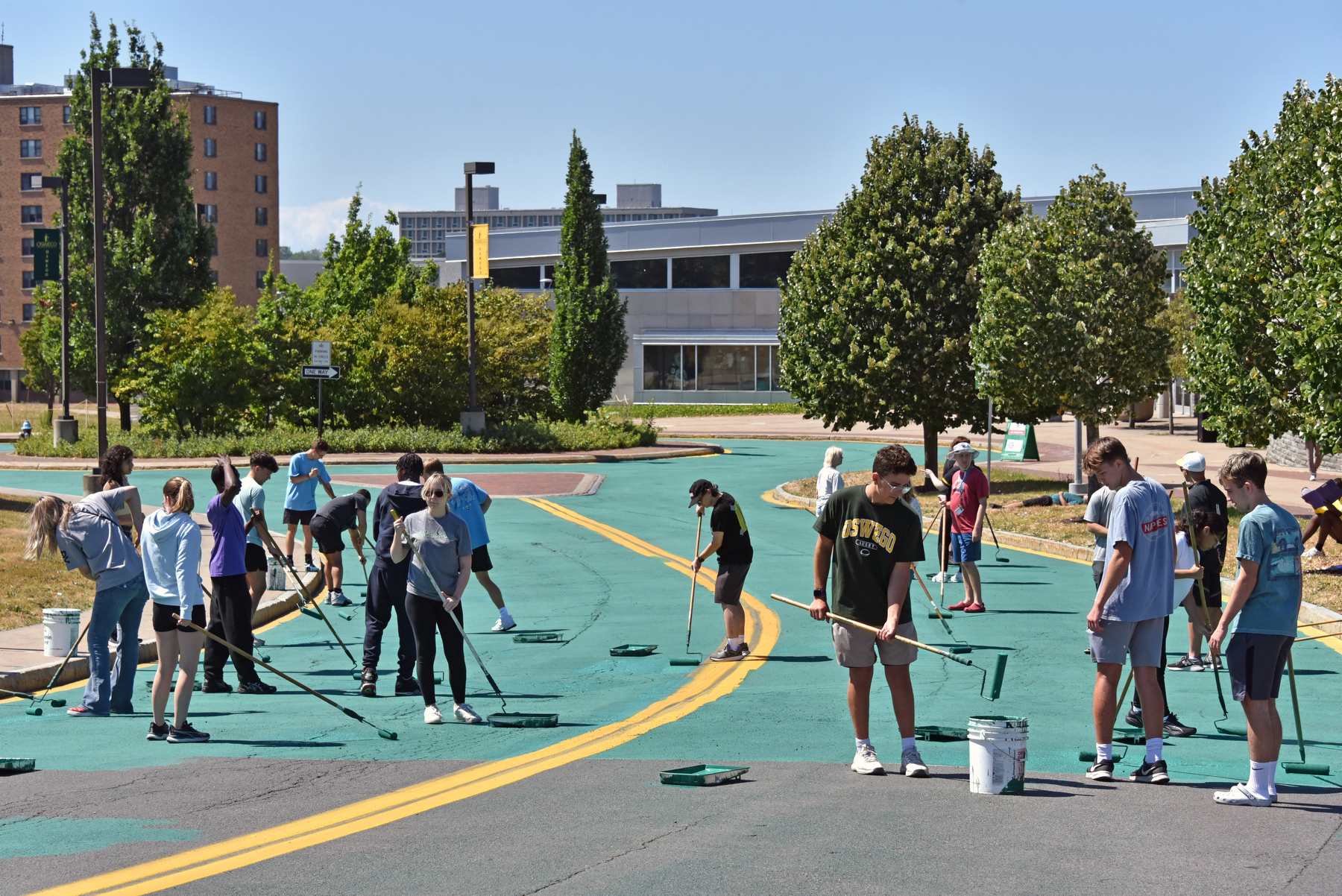 ual Paint the Road Green tradition took place this year on Aug. 22, helping kick off the new academic year by painting the Marano Campus Center bus loop green by the newest Lakers. This symbolic activity reflects united Laker pride and enthusiasm for the year ahead.