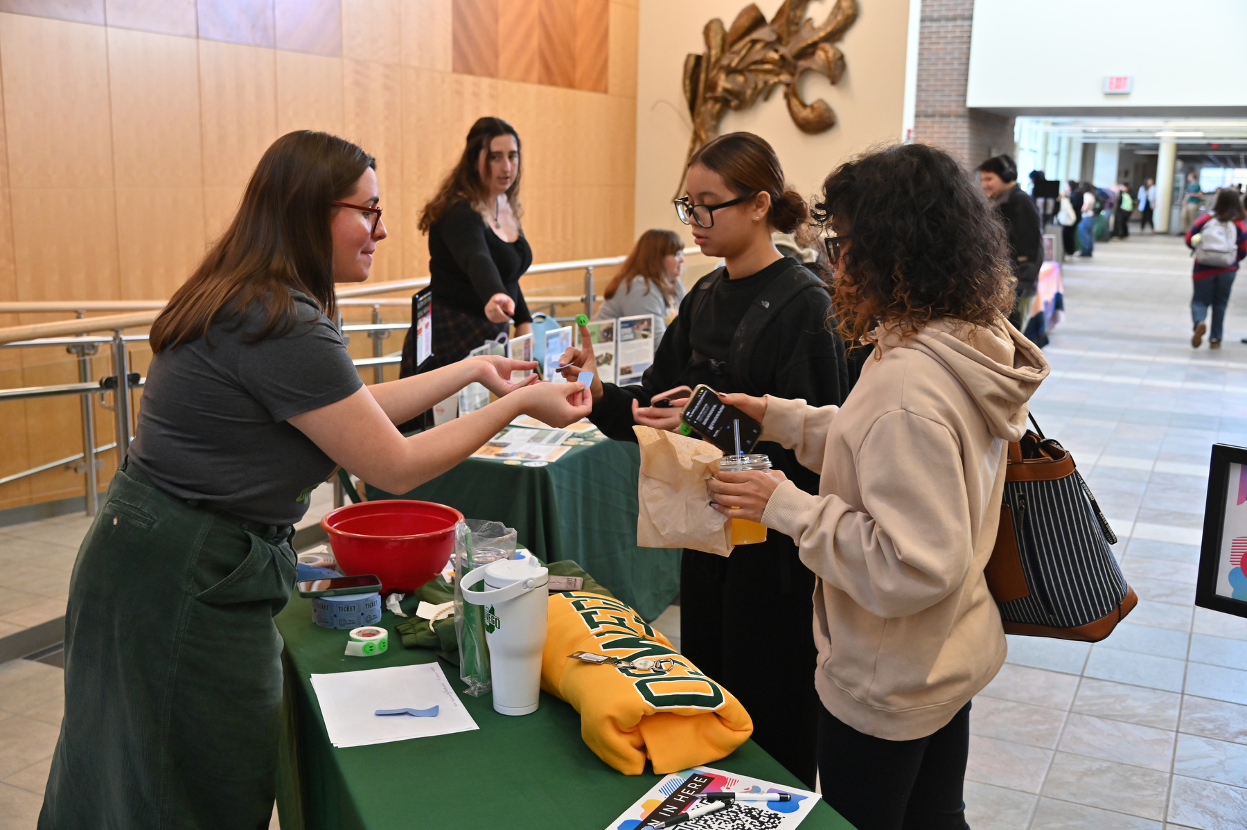 The Campus Opportunities Expo on Oct. 15 in Marano Campus Center gave students opportunities to learn about the variety of services that the campus has to offer, including the on-campus internship program which offers over 50 internship programs;student employment in many departments; work-study; and service-learning, volunteer,and peer mentor roles. 