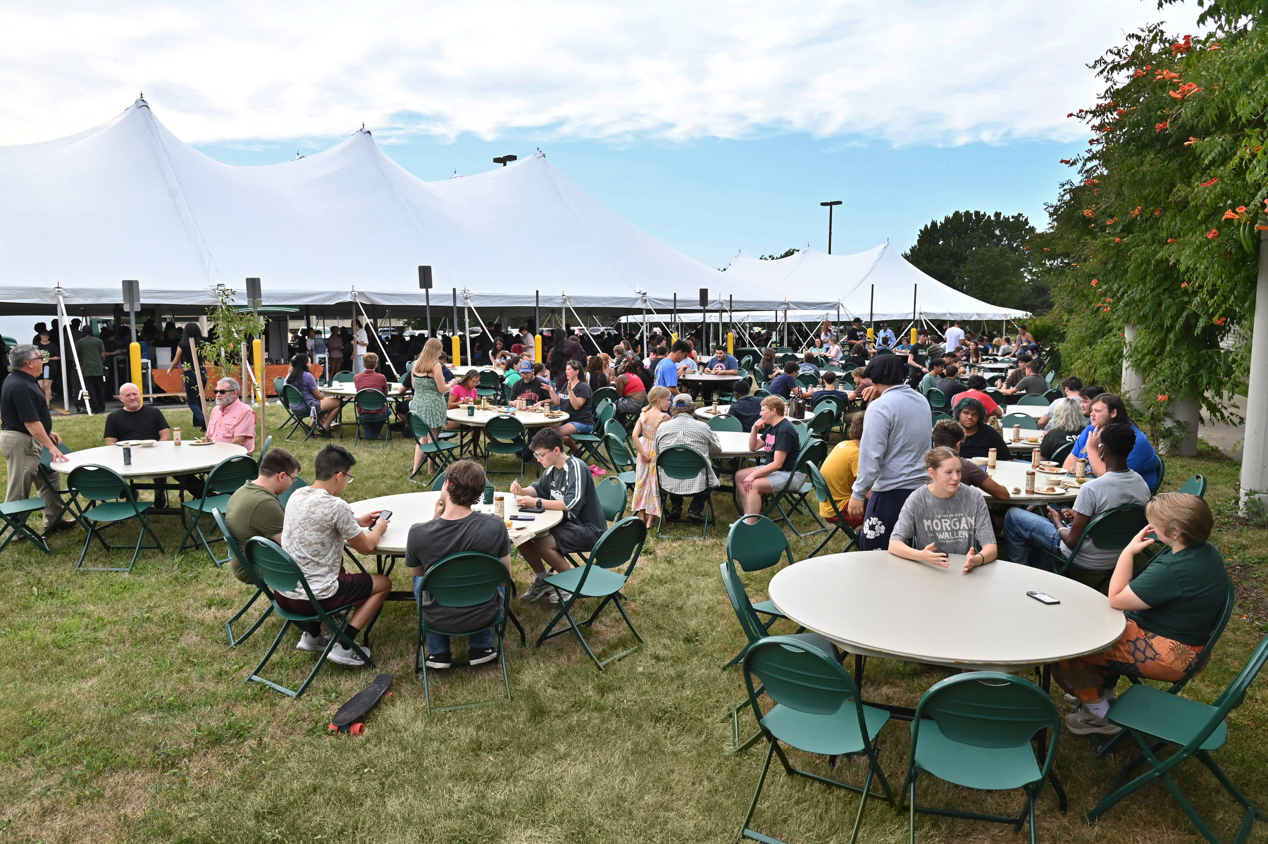 Incoming Lakers and returning faculty and staff made connections at the Opening Picnic on Aug. 20