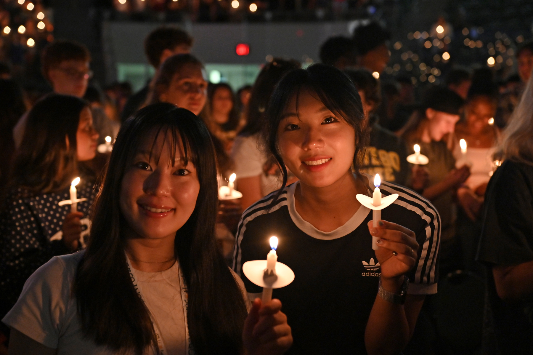 he Welcome Torchlight Ceremony also offers an opportunity for new Lakers to connect and share pride during the annual tradition.