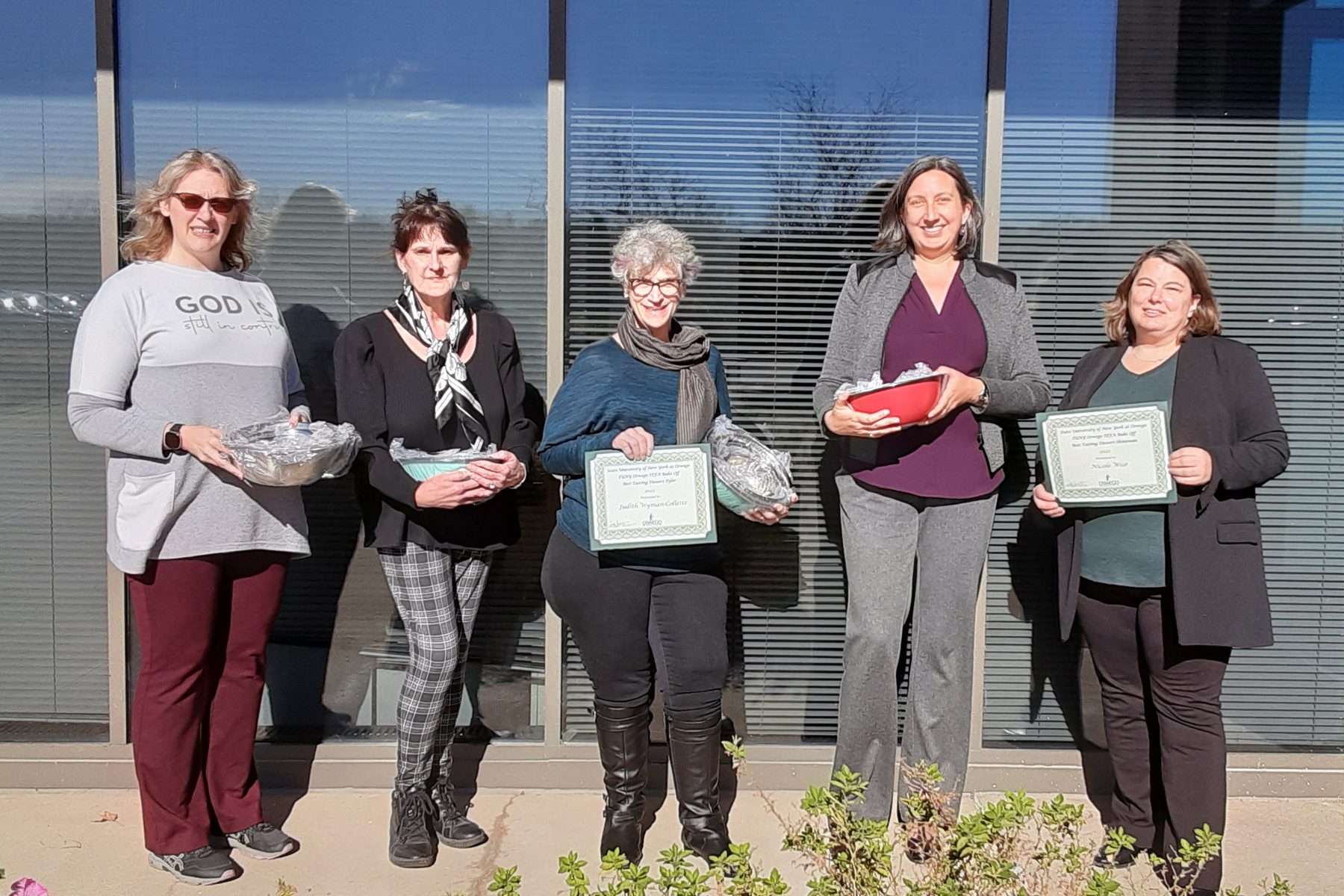 The annual SEFA bake sales held Oct. 24 and Oct. 31 offered opportunities to become known as a SUNY Oswego champion baker while proceeds benefited the United Way of Greater Oswego County.