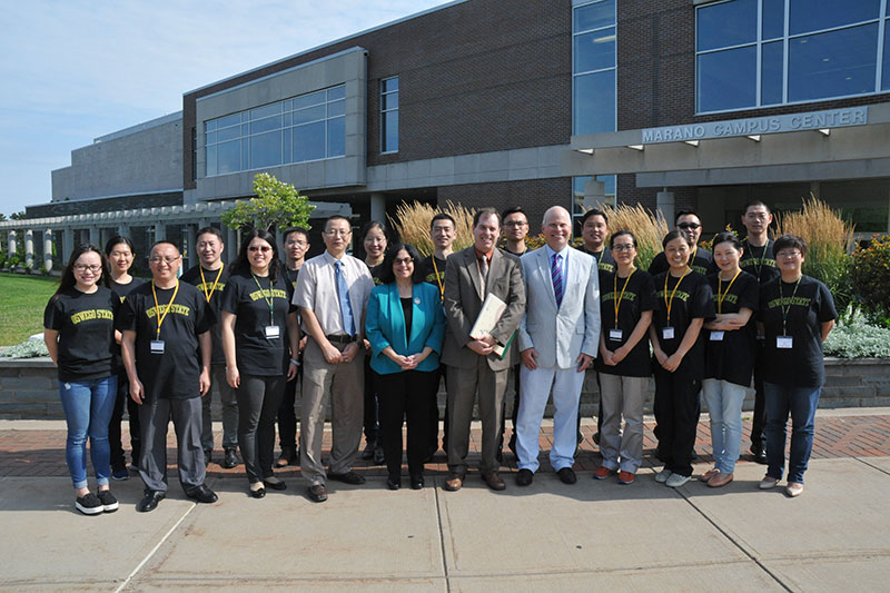 Group of Oswego and Central China Normal University students and scholars