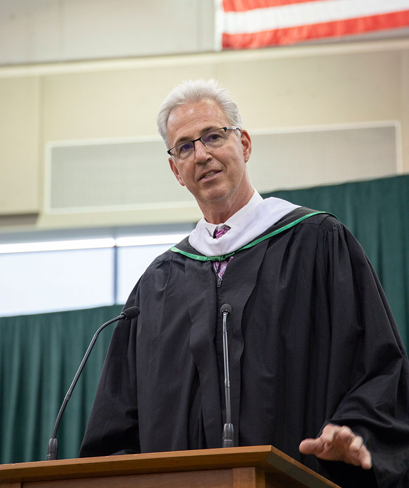 Jeff Hoefer speaks at Commencement