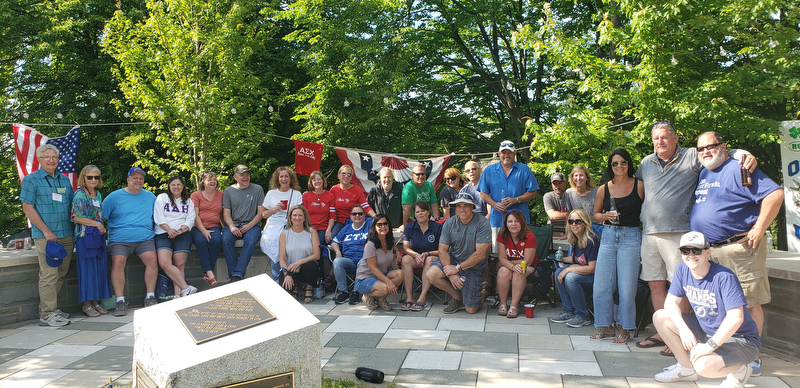 At the Peace Free and Easy Memorial memorial near Seneca Hall, alumni gathered for an informal celebration of the lives of Lynne Hartunian ’89 and Colleen Brunner ’90, two victims of 1989’s Pan Am Flight 103, and Michael Hannan ‘89 and Richard Caproni ‘89, both victims of the Sept. 11, 2001 attacks. T