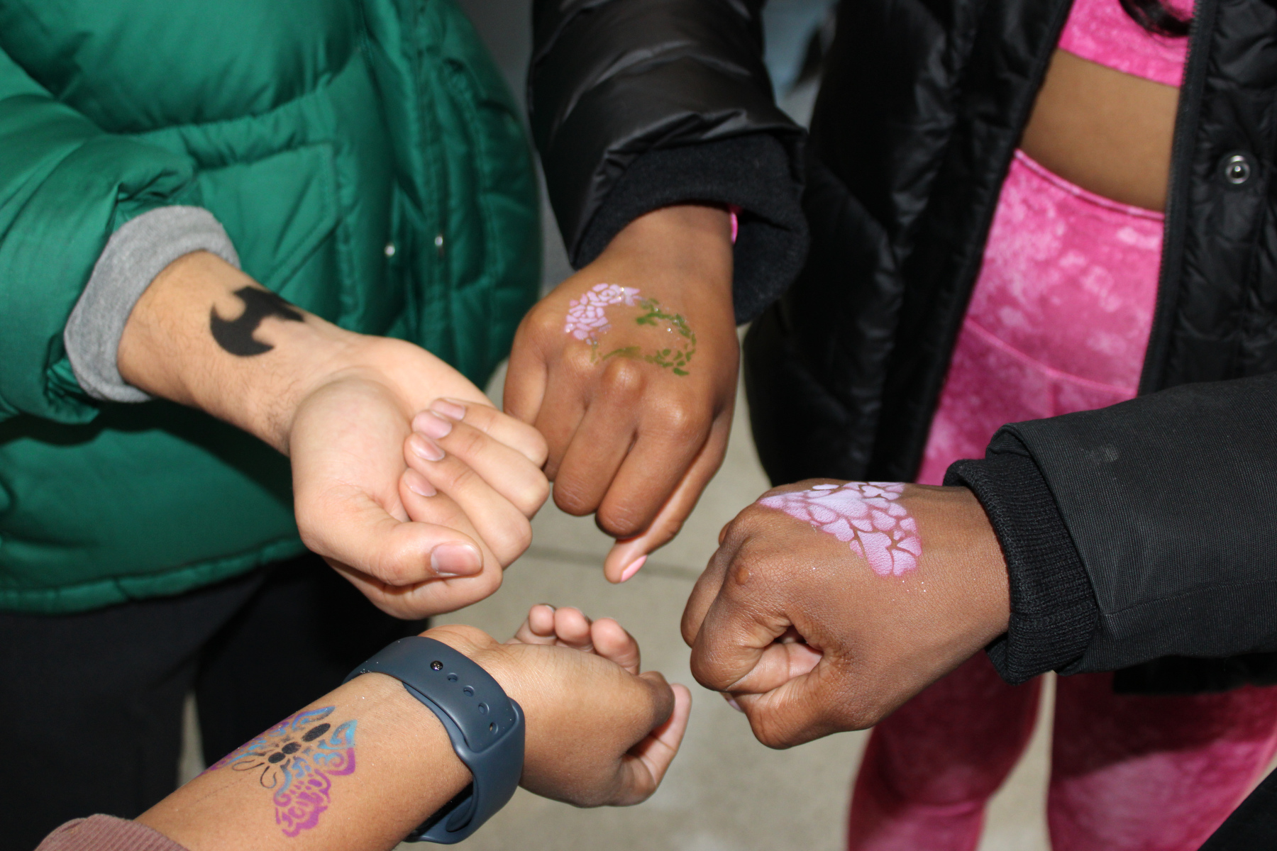 Winterfest on Jan. 28 welcomed SUNY Oswego students back after the first week of classes. Popular activities included henna tattoos, Build-a-Buddy, food, games, a snow globe, a hot chocolate station and much more.