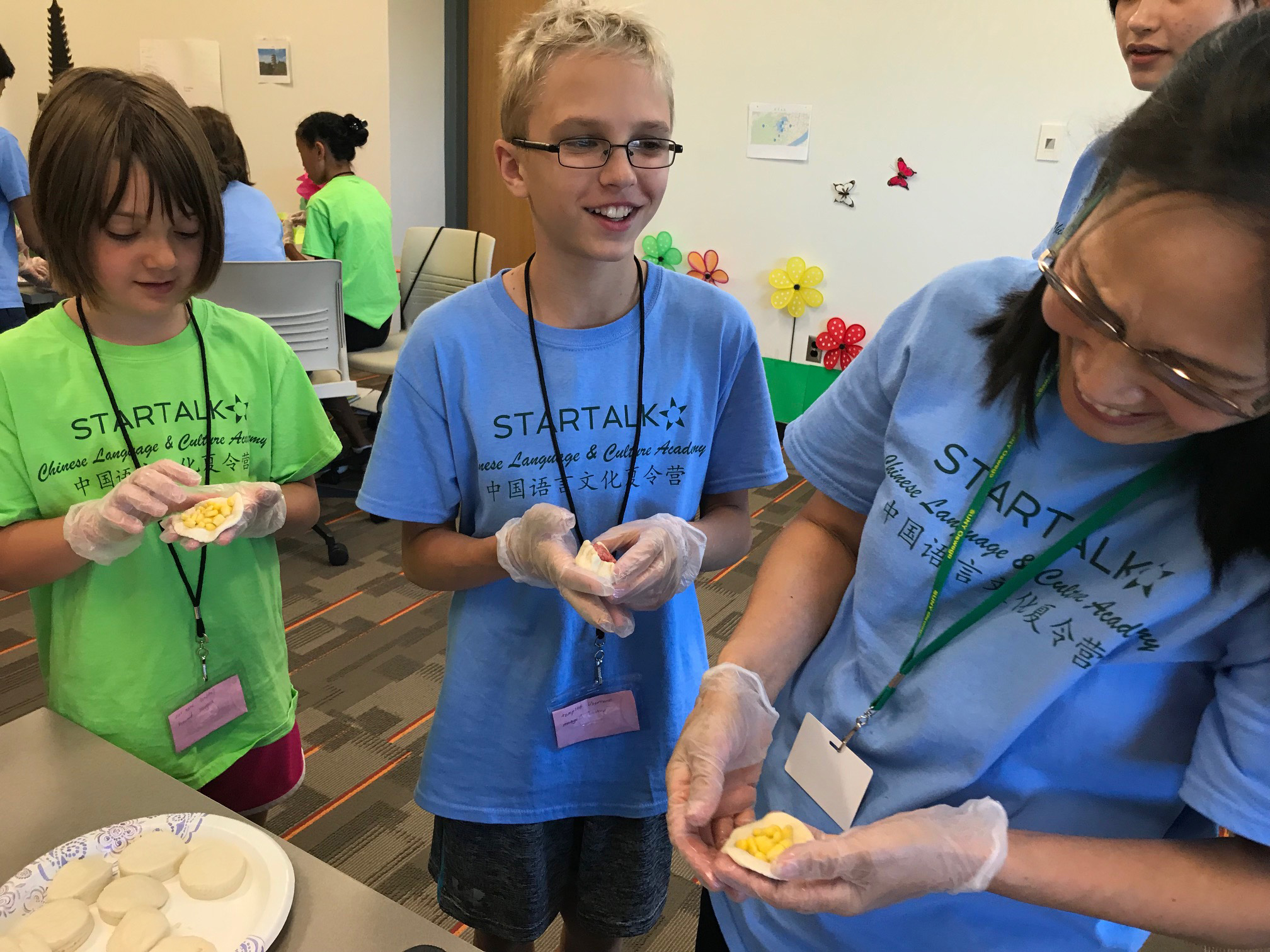 Students prepare Chinese steamed buns