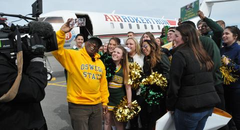 Al Roker at airport