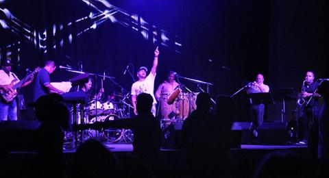 Tiempo Libre band performing
