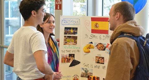 Students discuss Spain and its cultural offerings