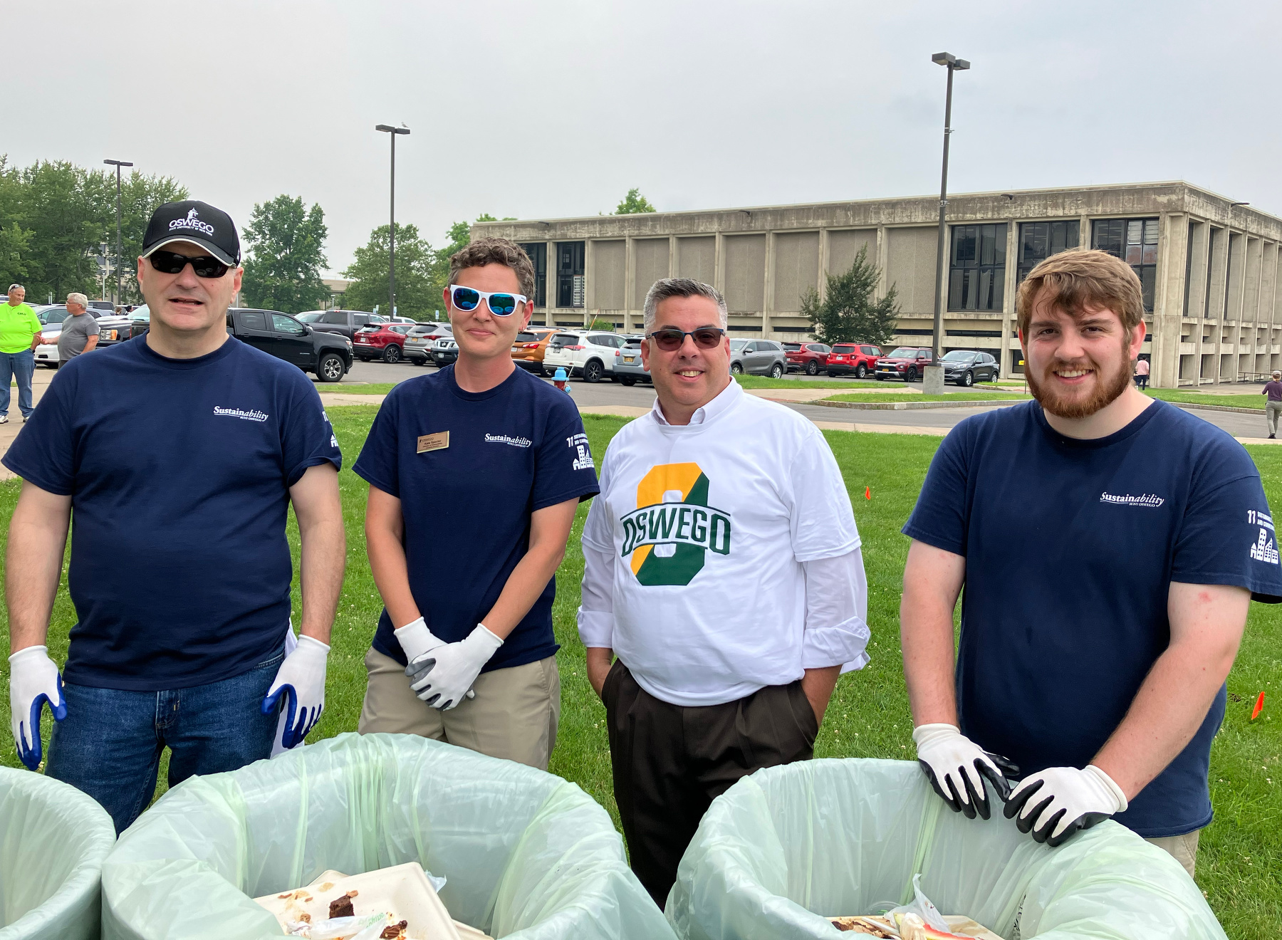 The Employee Appreciation Barbecue, hosted by Officer in Charge on July 18, was notable both in its high turnout coupled with an environmentally friendly approach. Due to planning and cooperation of the Office of Sustainability and Auxiliary Services, the event generated zero pounds of true trash, zero pounds of recyclables and 138 pounds of compostable organics resulting in a 100 percent waste diversion rate