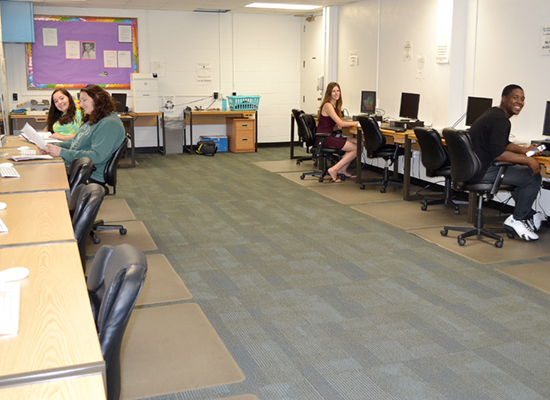 Oneida Hall has a large and spacious computer lab for its residents.