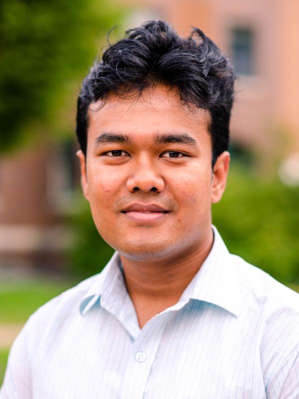 Sunny Gauli, Assistant Hall Director